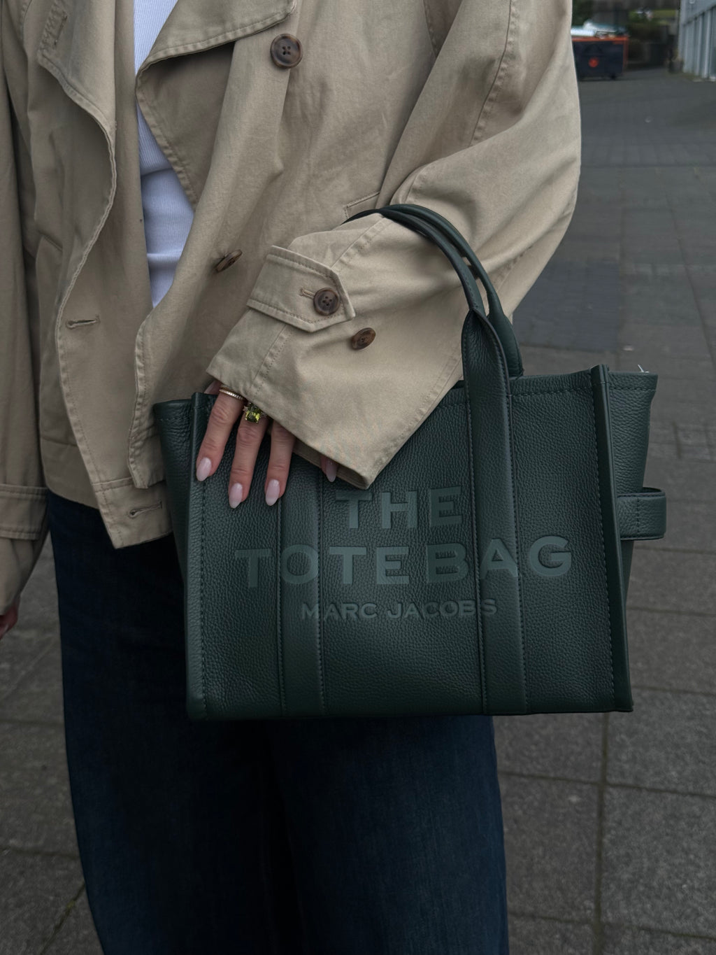 The Leather Tote Medium - Ivy